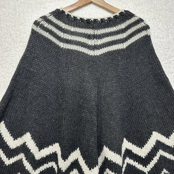 J. Jill Black & White Knit Poncho V-neck w/ Tassel Ties & Geometric Patterns NWT - Picture 9 of 11